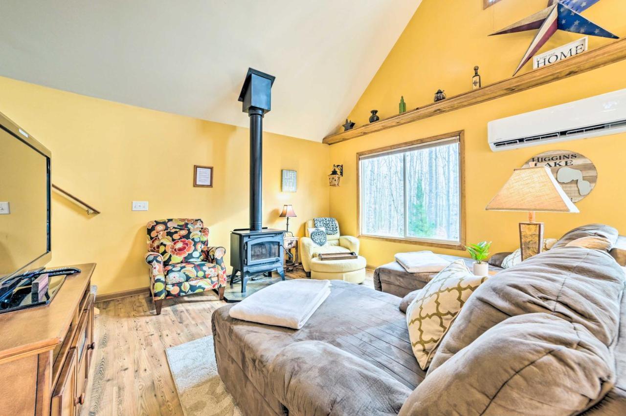 Higgins Lake Retreat - Hike, Swim, Relax! Roscommon 외부 사진