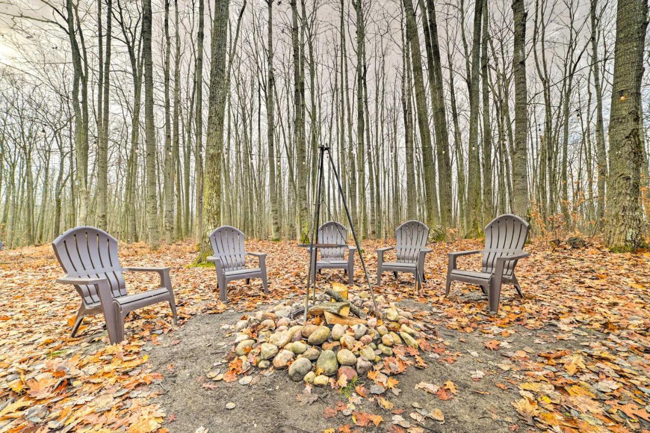 Higgins Lake Retreat - Hike, Swim, Relax! Roscommon 외부 사진