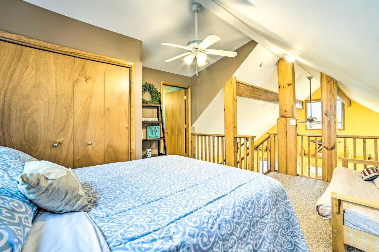 Higgins Lake Retreat - Hike, Swim, Relax! Roscommon 외부 사진